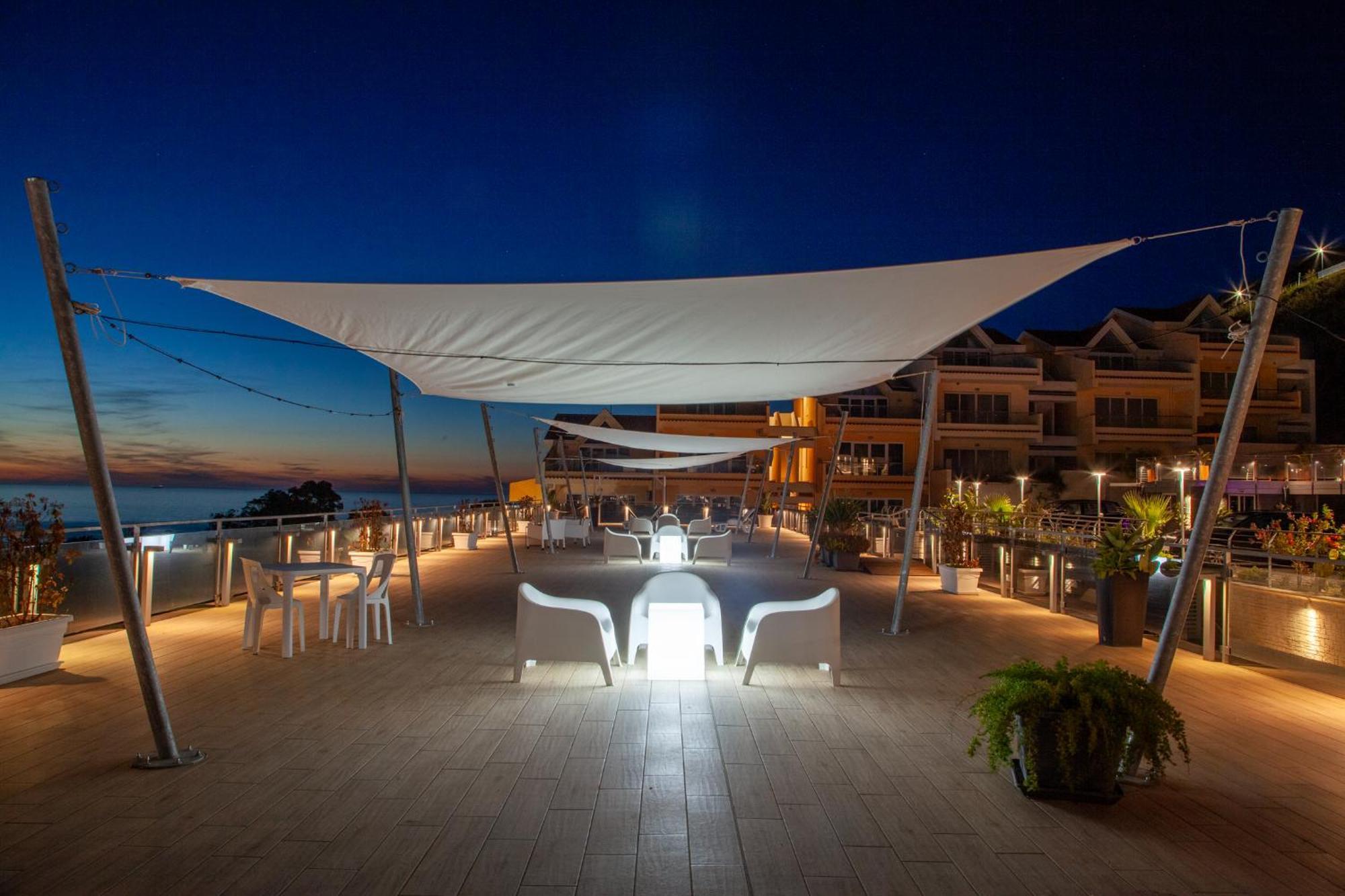 Airone Residence Zambrone Exteriér fotografie