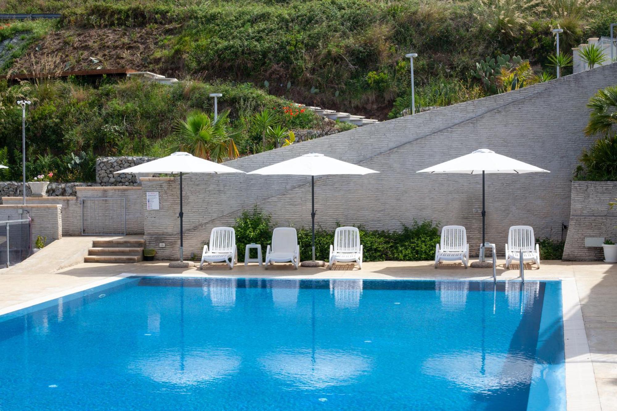 Airone Residence Zambrone Exteriér fotografie