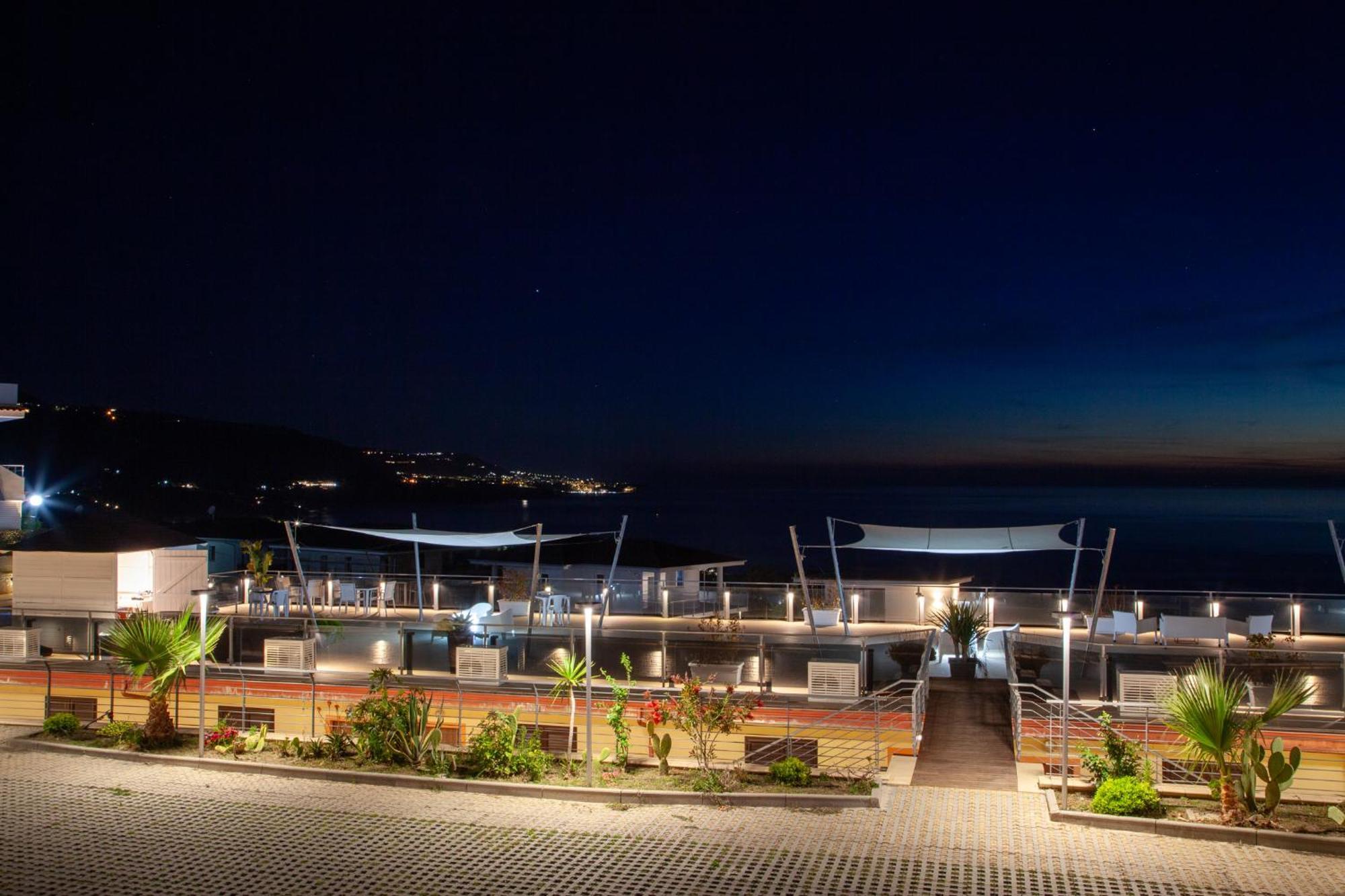 Airone Residence Zambrone Exteriér fotografie